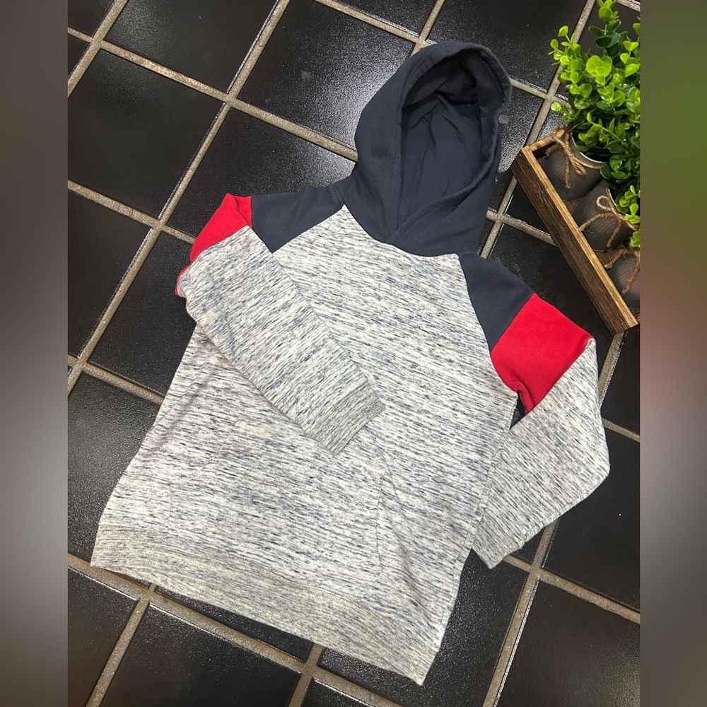 🎈Seven Oaks Pullover Shirt